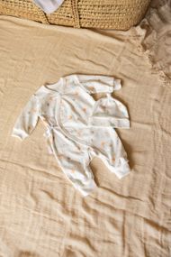 Комплект одягу ромпер кімоно + шапочка принт Птички від народження до 6 міс 62