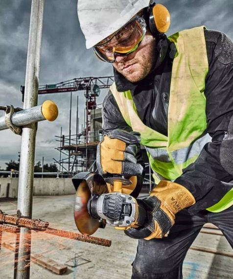 Акумуляторна кутова шліфувальна машина DeWalt з АКБ та ЗП (DCG405P2) | Зображення 1