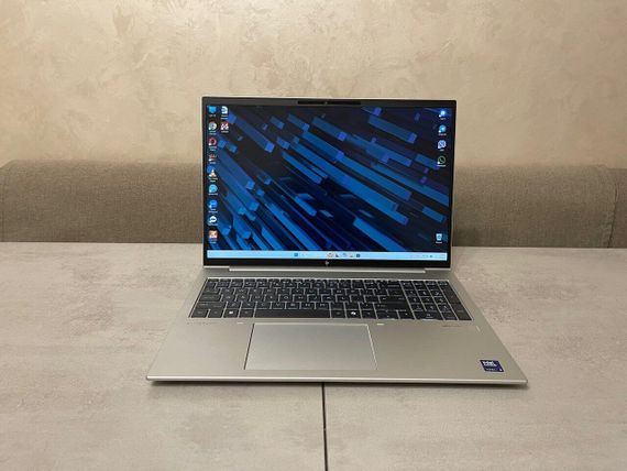 Ультрабук HP EliteBook 860 G11 / 16" (1920x1200) IPS / Intel Core Ultra 5 125U (12 (14) ядер по 1.3 - 4.3 GHz) / 16 GB DDR5 / 512 GB SSD M.2 / Intel Graphics / WebCam / Fingerprint б/в | Зображення 1