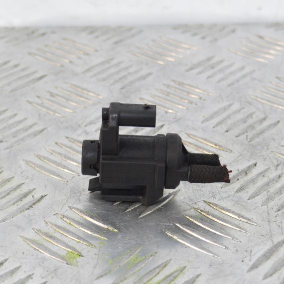 Вакуумний датчик BMW F20 F21 F22 F23 F40 F44 F46 G20 G80 X3 X4 2010-2025 Клапан соленоїдний БМВ ф20 ф21 г20 г80 х3 х4 70478502