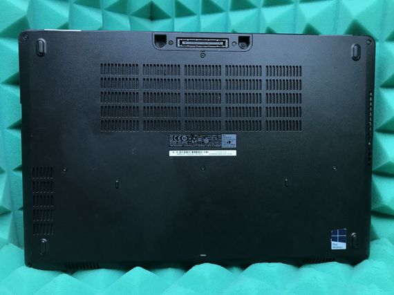 Ноутбук Б-класс Dell Latitude E5570 / 15.6" (1920x1080) IPS / Intel Core i5-6300U (2 (4) ядра по 2.4 - 3.0 GHz) / 8 GB DDR4 / 240 GB SSD / Intel HD Graphics 520 / WebCam / HDMI / Windows 10 б/у | Зображення 8