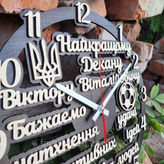 Іменний дерев'яний годинник вчителю на подарунок, настінний годинник для школи та класу, безшумний, 35 см | Зображення 5