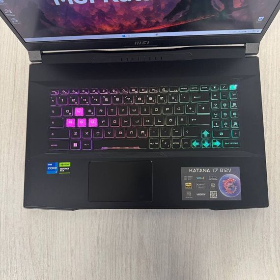 Ігровий ноутбук MSI Katana 15 B12VGK / 15.6" (1920x1080) IPS / Intel Core i7-12650H (10 (16) ядер по 3.5 - 4.7 GHz) / 16 GB DDR5 / 512 GB SSD NVMe / nVidia GeForce RTX 4070, 8 GB GDDR6, 128-bit / WebCam б/в | Зображення 3