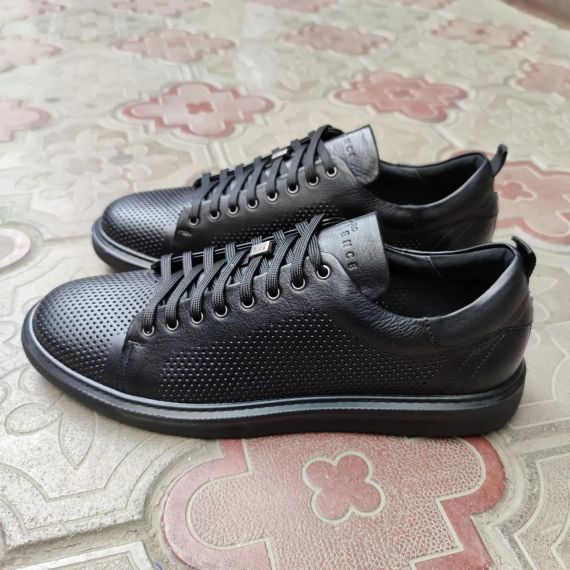 Чорні кеди з перфорацією 48 розмір. Чоловічі кеди великого розміру | Зображення 1