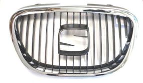 Решетка радиатора Seat Altea Leon Toledo хром/черная FP 6205 990 5P0853651A  5P0853651A9B9 672405 PST07012GA