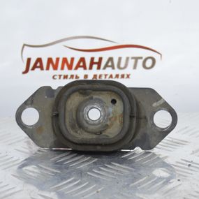 Подушка опора двигуна ліва 1.9 DCI Renault Megane II Scenic II Рено Меган Сценік 8200352861
