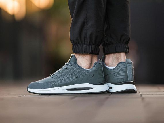 Кросівки чоловічі Nike Dark Grey | Зображення 4