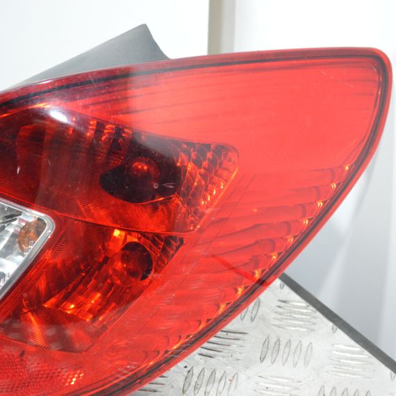 Ліхтар задній правий Opel Corsa D 2006-2011 5-дверний фара задня Опель Корса Д стоп 13269051 | Зображення 3