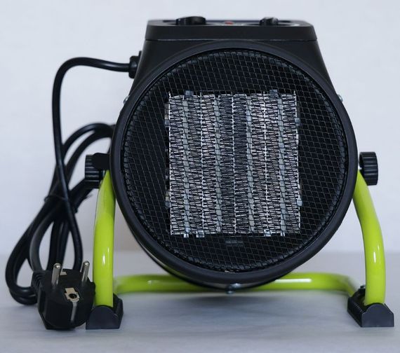 Электрический обогреватель Gardyer 2,0 кВт, площадь обогрева 20 кв.м., напольный, черный (HE2000) | Зображення 6