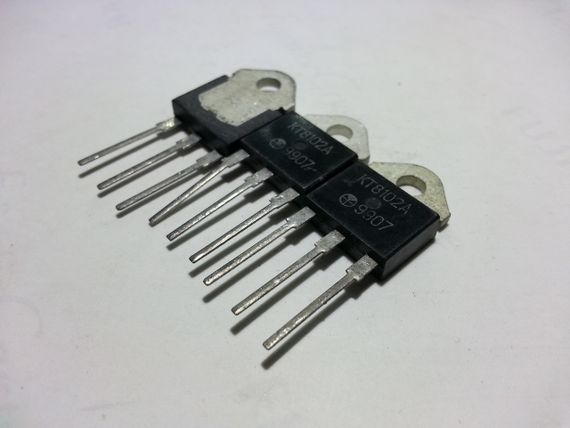 КТ8106А транзистор PNP (30А 90В) 125W (ТО-218) | Зображення 2