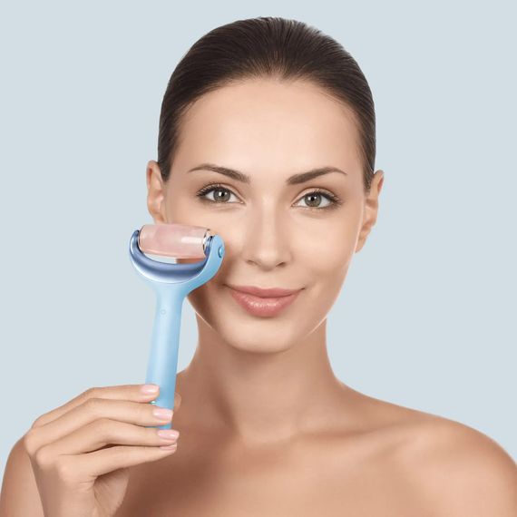 Ролик для голкової мезотерапії обличчя та тіла GESKE MicroNeedle Face&Body Roller 9в1 turquoise, Блакитний | Зображення 3