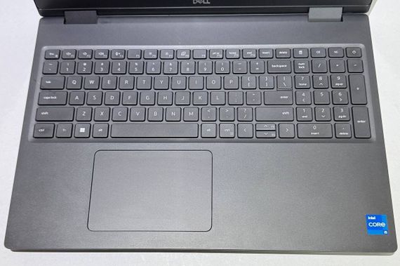 Ноутбук Dell Precision 7670 / 16" (1920x1200) IPS / Intel Core i5-12600HX (12 (16) ядер по 2.5 - 4.6 GHz) / 16 GB DDR5 / 512 GB SSD / Intel UHD Graphics / WebCam б/в | Зображення 3