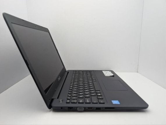 Ноутбук Asus E502S Black / 15.6" (1366x768) TN / Intel Pentium N3700 (4 ядра по 1.6 - 2.4 GHz) / 4 GB DDR3 / 120 GB SSD / Intel HD Graphics / WebCam б/у | Зображення 3