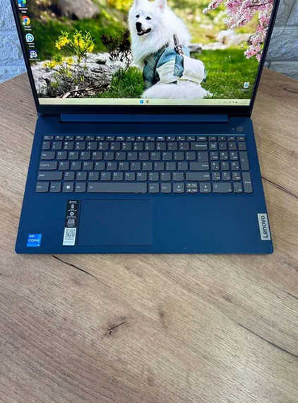 Ноутбук Lenovo Ideapad Slim 3 15IRU8 15.6" FHD IPS i5 1335U 8Gb SSD 256Gb  Б/В | Зображення 2