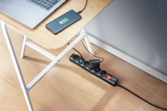 Мережевий фільтр Trust Surge Guard 6XSchuko 1.8м Black (21059_TRUST) | Зображення 2