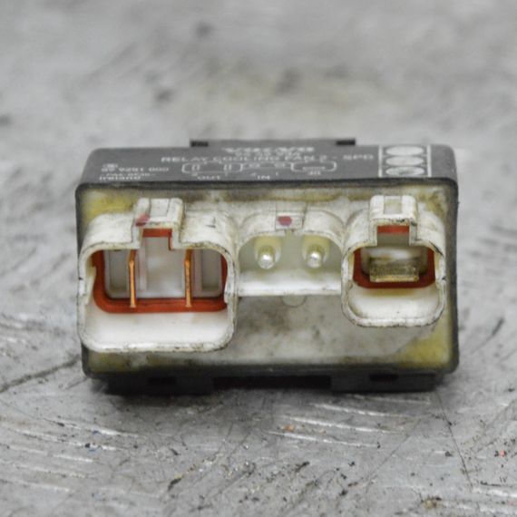 Реле вентилятора Volvo V70 S70 1996-2016 Реле керування вентилятором Вольво в70 с70 9442934 | Зображення 1