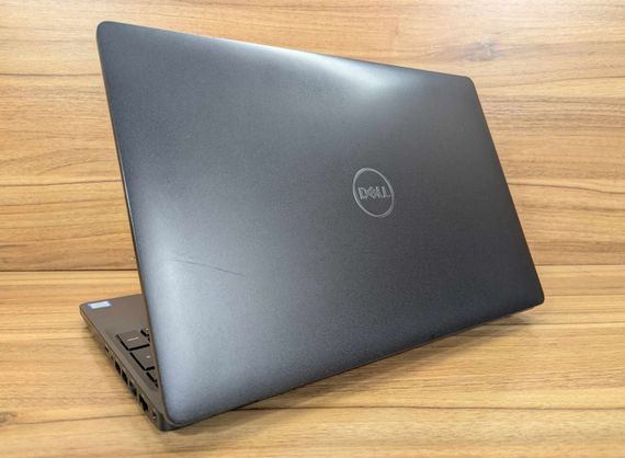 Ультрабук Dell Latitude 5500 / 15.6" (1366x768) TN / Intel Core i7-8665U (4 (8) ядра по 1.9 - 4.8 GHz) / 8 GB DDR4 / 256 GB SSD / Intel UHD Graphics / WebCam / HDMI / Windows 10 б/в + Подарунок Бездротова миша / USB | Зображення 6
