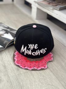 Дитяча кепка снепбек (Snapback)  Пончик  The mun chies Чорний з блакитним  50-54р (9052)