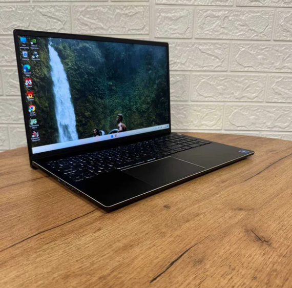 Ноутбук Dell Vostro 7510 i7 11800H 16Gb SSD 512Gb RTX 3050 Б/В | Зображення 1