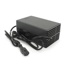 Зарядний пристрій для акумуляторів LiFePo4 72V(87,6V),24S,8A,750W, індикація, 220х122х86mm, 1.5kg