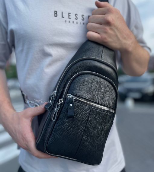 Чоловічий шкіряний слінг сумка-рюкзак через плече чорна TIDING BAG-MK 83423 | Зображення 1