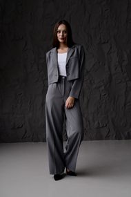 Класичний костюм