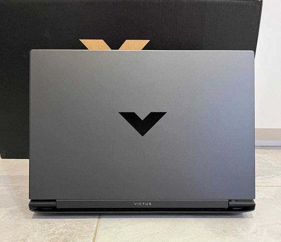 Игровой ноутбук HP Victus 16-s1047nr / 16.1" (1920x1080) IPS / AMD Ryzen 7 8845HS (8 (16) ядер по 3.8 - 5.1 GHz) / 16 GB DDR5 / 1000 GB SSD / nVidia GeForce RTX 4060, 8 GB GDDR6, 128-bit / WebCam / Коробка б/у | Зображення 4
