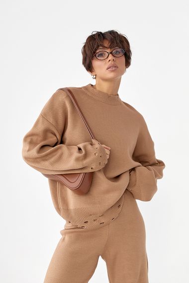 Трикотажний костюм з рваним ефектом - світло-коричневий цвет, ONE SIZE (є розміри) | Зображення 2