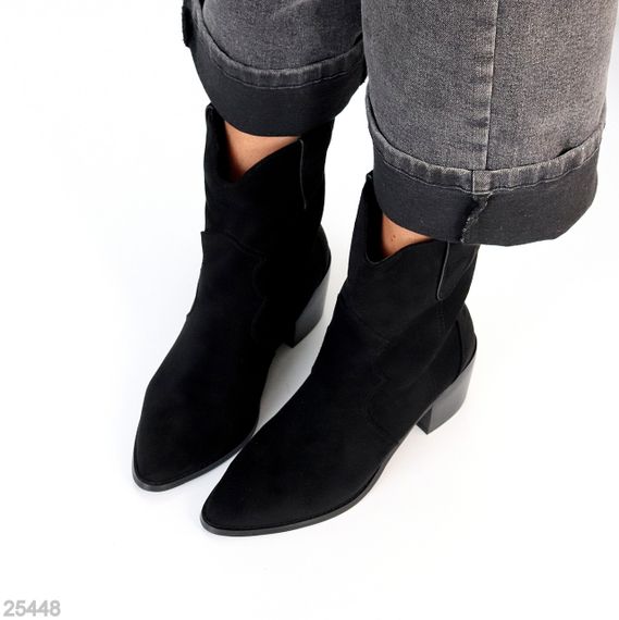 Чорні замшеві черевики козаки на флісі на середньому підборі | Зображення 6