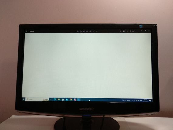 Монітор Б-клас Samsung SyncMaster 2033SN / 20" (1600x900) TN+film / VGA б/в | Зображення 3