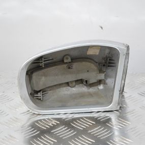 Корпус лівого дзеркала Mercedes W203 2000-2007 Дзеркало ліве Мерседес в203 2038110360