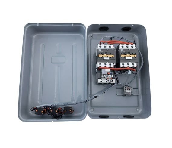 Контактор КММор354055 оболочка металл реверс 40А РТ-30-40А 110В/АС3 IP54 Ny95504456 | Зображення 1