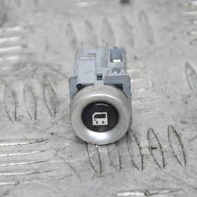 Кнопка відчинення розсувних дверей Peugeot 807 2006-2012 Перемикач бічних дверей Пежо 807 1495737077