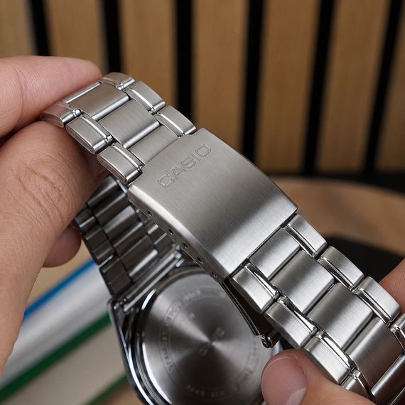 Чоловічий годинник Casio MTP-V006D-1B2 | Зображення 3
