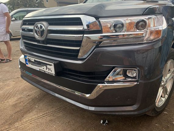 Решітка 2016-2021 (дизайн 2019) Без камери для Toyota Land Cruiser 200 рр | Зображення 6
