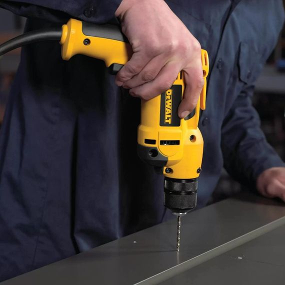 Дриль мережевий DeWalt DWD112S | Зображення 1