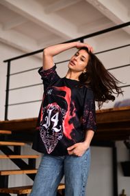 Жіноча футболка DRAPP