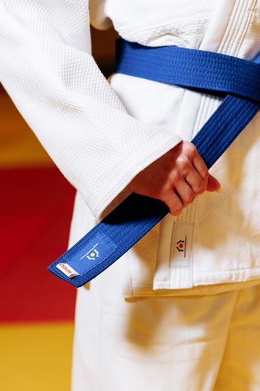 Біле кімоно для дівчат/жінок, дзюдо, TM BUDOGI серія PRO, зріст 150 см, щільність 650 гр/м.кв. | Зображення 3