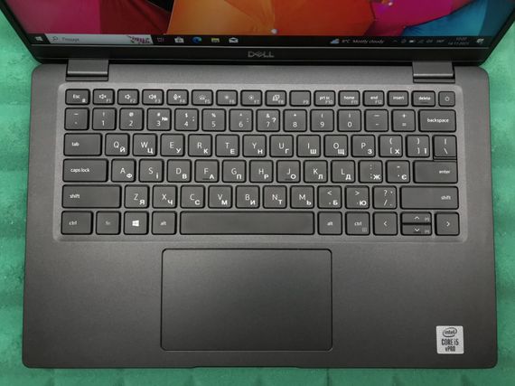 Ультрабук Б-класс Dell Latitude 7410 / 14" (1920x1080) IPS / Intel Core i5-10310U (4 (8) ядра по 1.7 - 4.4 GHz) / 16 GB DDR4 / 256 GB SSD / Intel UHD Graphics / WebCam / USB 3.2 / HDMI / Windows 10 б/у | Зображення 3