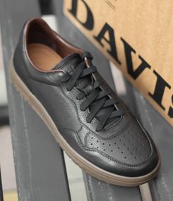 Зручні шкіряні кеди Davis 41 розмір