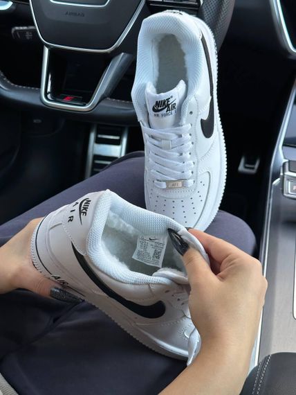 Женские кроссовки  Air Force 1 Winter All White Black , Вьетнам , мех 38 | Зображення 6
