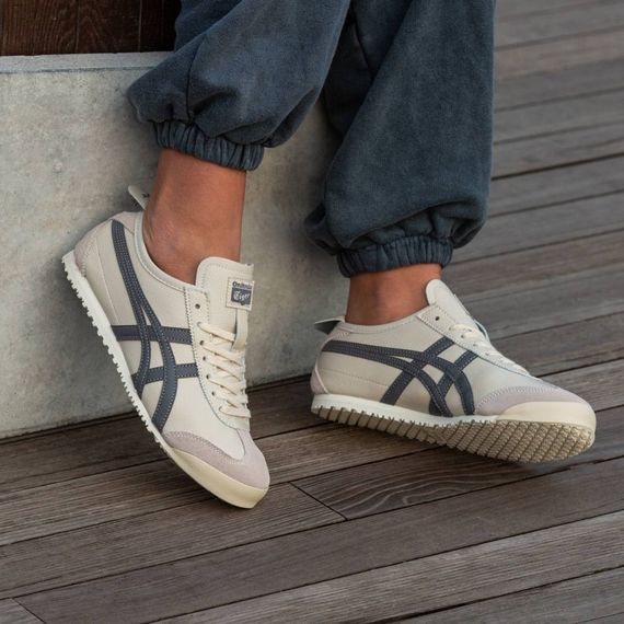 Кросівки Asics весна літо колір білий/блакитний | Зображення 1