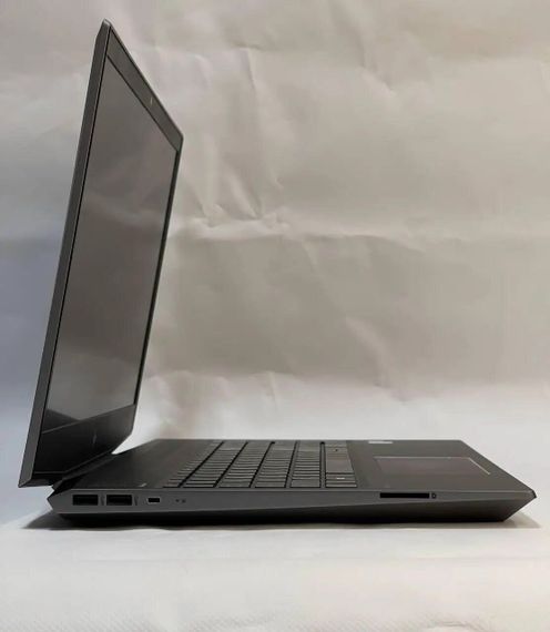 Ноутбук HP ZBook 15v G5 / 15.6" (1920x1080) IPS / Intel Core i5-8300H (4 (8) ядра по 2.3 - 4.0 GHz) / 16 GB DDR4 / 500 GB SSD M.2 / Intel UHD Graphics 630 / WebCam / Windows 10 Pro б/у | Зображення 9