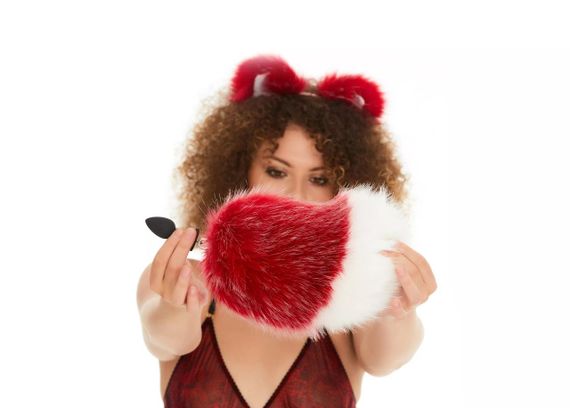 Анальний хутряний хвіст без пробки, Темно-червоний з білим кінчиком, OKOVA Sex Aura | Зображення 3