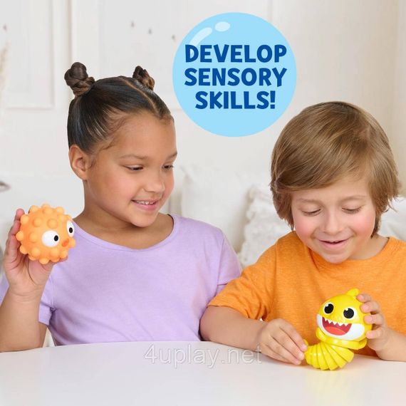 Набор игрушек для ванной WowWee Baby Shark Акуленок и рыбка | Зображення 2