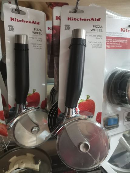 Ножі для піци KitchenAid, чорний | Зображення 1