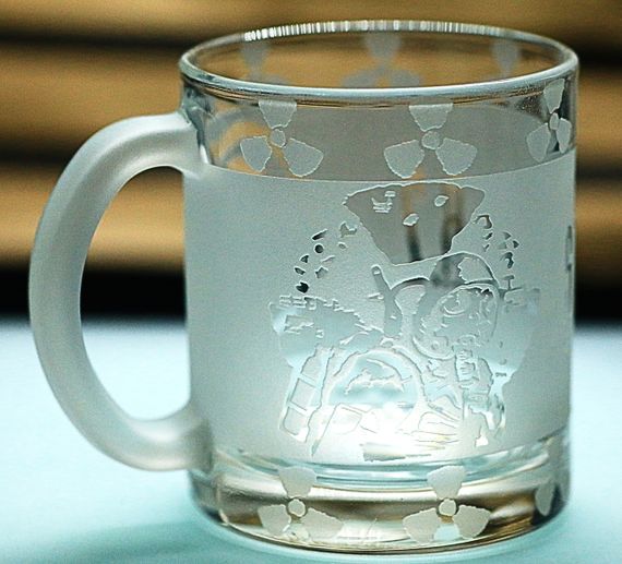 Стеклянная чашка 320 мл S T A L K E R 2 с гравировкой игровая кружка подарок фанату Зоны СТАЛКЕР матовая | Зображення 2