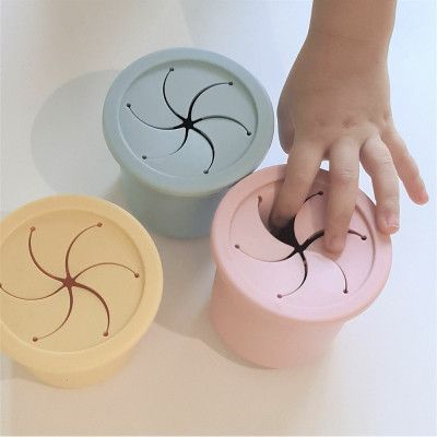 Поильник-непроливайка MinikOiOi Sip+Snack (Mellow Yellow/Powder Grey) (101100103) | Зображення 4