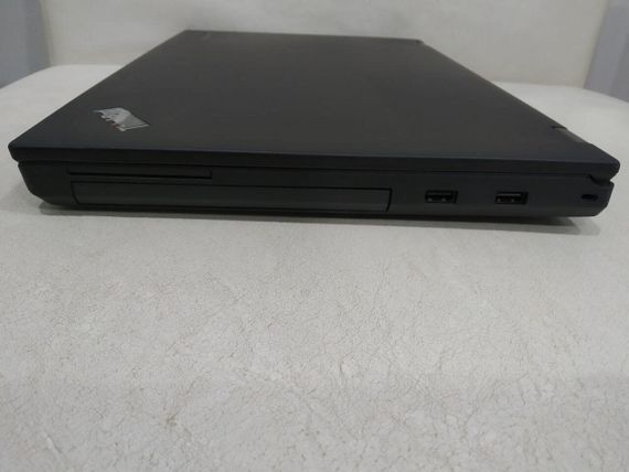 Ноутбук Б-клас Lenovo ThinkPad T540p / 15.6" (1920x1080) TN / Intel Core i5-4300M (2 (4) ядра по 2.6 - 3.3 GHz) / 16 GB DDR3 / 480 GB SSD / Intel HD Graphics 4600 / WebCam б/в | Зображення 8