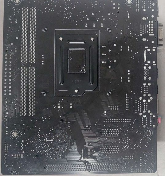 Комплект: материнская плата Asus H110M-CS / Intel Core i5-7400 (4 ядра по 3.0 - 3.5 GHz) / Intel HD Graphics 630 / Socket LGA1151 / Кулер BOX б/в | Зображення 5